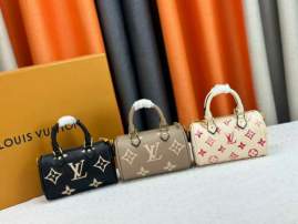 Picture of Louis Vuitton Handbags _SKUfw237317706fw